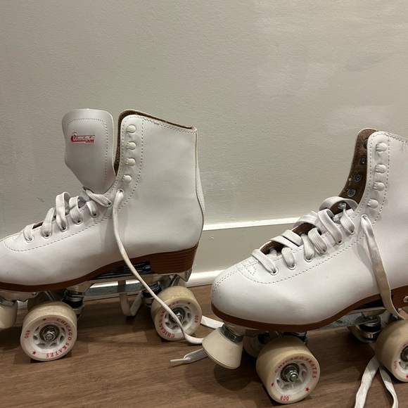 CHICAGO Skates Deluxe Leather Lined Rink Skate Ladies - Picture 2 of 6